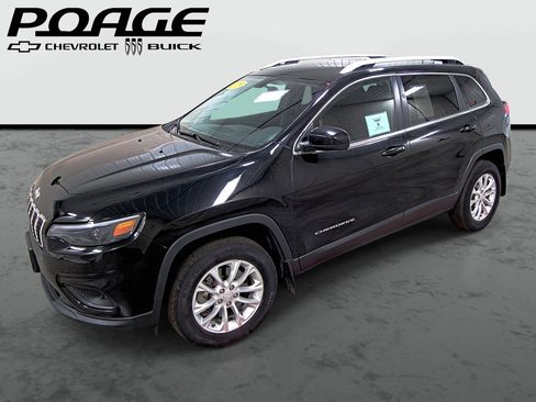 Used 2019 Jeep Cherokee Latitude w/ Cold Weather Group image 1