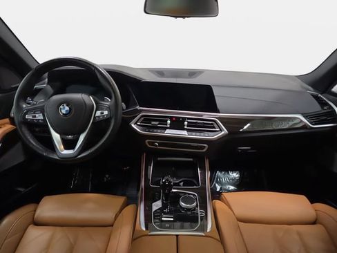 Used 2023 BMW X5 xDrive40i AWD/4WD image 10