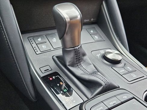 Used 2022 Lexus IS 300 AWD w/ Premium Package image 11