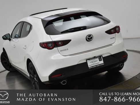 Certified 2025 MAZDA MAZDA3 2.5 S Hatchback w/ Premium Pkg image 5