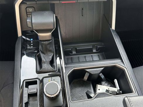 Used 2022 Toyota Tundra SR5 image 17