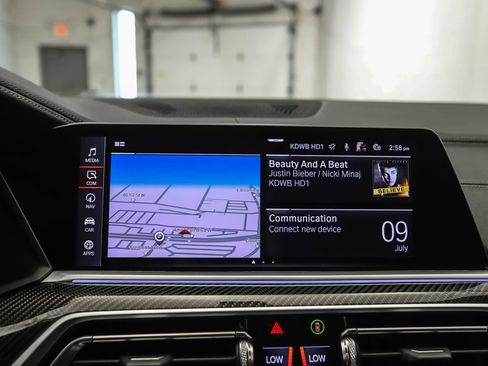 Used 2022 BMW X6 M50i w/ Premium Package AWD/4WD image 15
