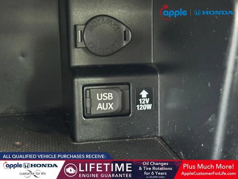 Used 2014 Toyota Camry LE FWD image 24