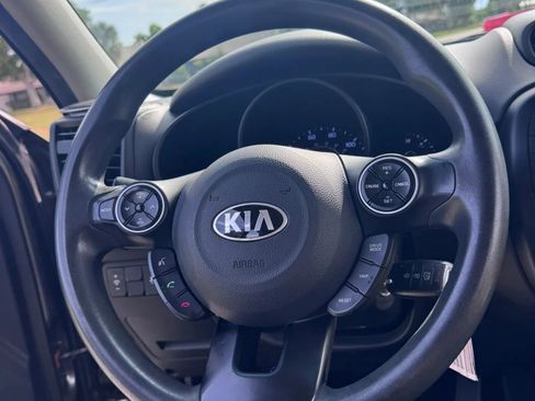 Used 2018 Kia Soul w/ Convenience Package FWD image 16