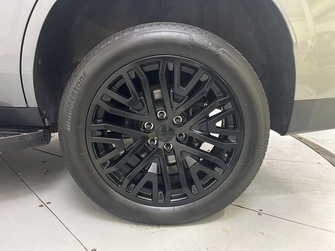 Used 2021 Chevrolet Tahoe RST image 16