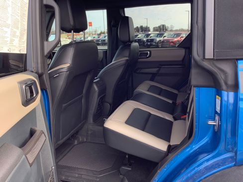Used 2024 Ford Bronco Wildtrak AWD/4WD image 11
