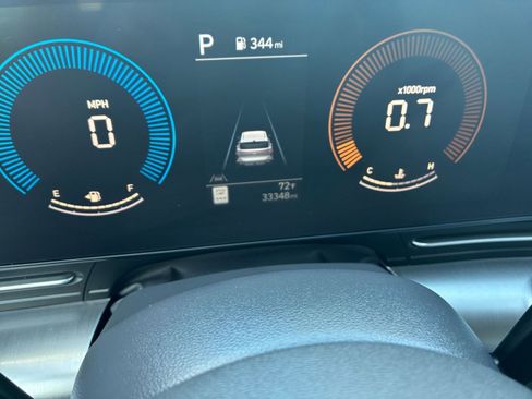 Used 2025 Hyundai Kona SEL image 41