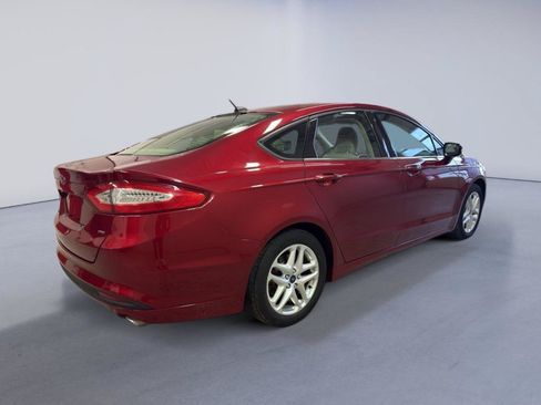 Used 2013 Ford Fusion SE FWD image 6