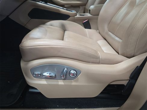 Used 2022 Porsche Macan image 27