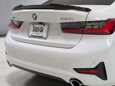 Used 2021 BMW 330i xDrive Sedan w/ Convenience Package AWD/4WD image 13