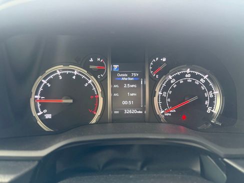 Used 2024 Toyota 4Runner TRD Pro AWD/4WD image 26