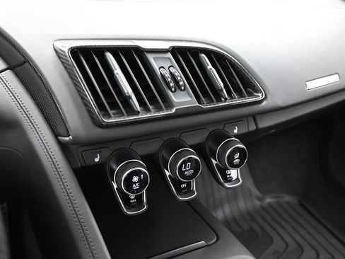 Used 2023 Audi R8 V10 performance w/ Carbon Exterior Package RWD image 20