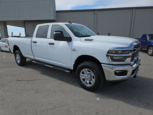 New 2026 RAM 2500 Tradesman image 9