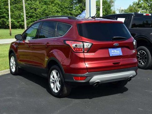 Certified 2017 Ford Escape SE w/ Equipment Group 201A FWD image 5