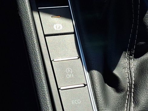 Used 2025 Volkswagen Jetta S FWD image 22
