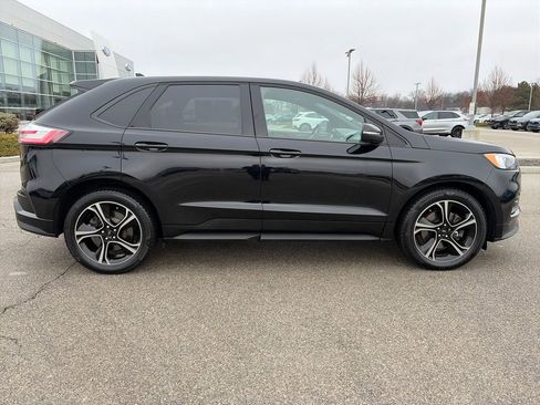 Used 2019 Ford Edge ST w/ Convenience Package image 9