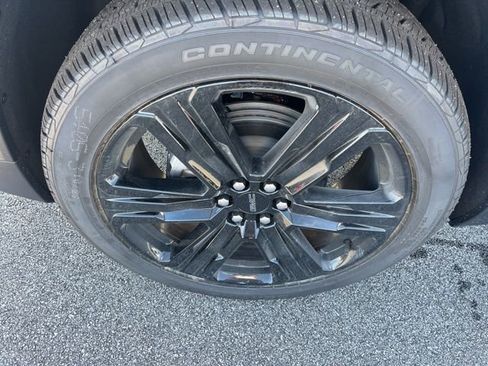 New 2026 GMC Acadia Elevation image 9