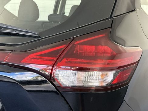 Certified 2023 Nissan Kicks SV image 25