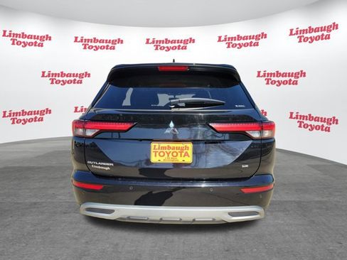 Used 2024 Mitsubishi Outlander SE image 26
