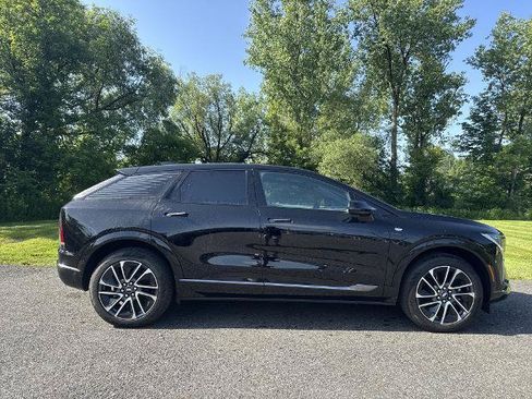 New 2026 Cadillac Optiq Sport 1 AWD/4WD image 8