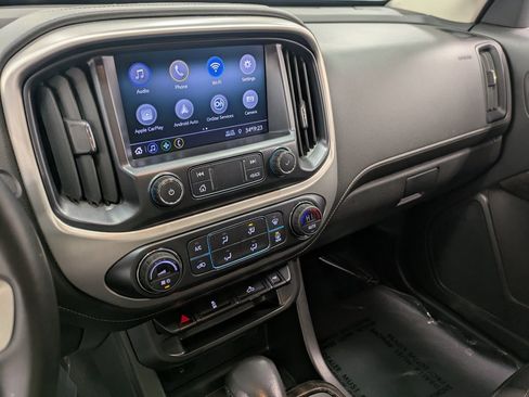 Used 2022 GMC Canyon Elevation w/ Trailering Package image 10