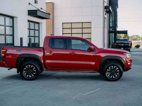 Used 2023 Nissan Frontier PRO-4X image 10