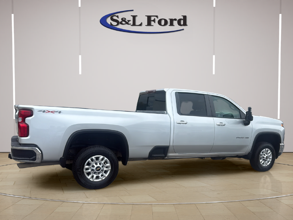 Used 2023 Chevrolet Silverado 2500 LT w/ Convenience Package AWD/4WD image 9