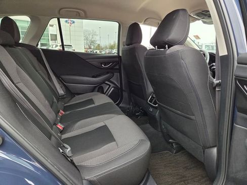 Used 2023 Subaru Outback Premium image 13