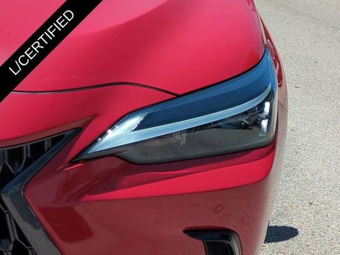 Certified 2025 Lexus NX 250 FWD w/ Towing Package (2000 Lbs) image 10