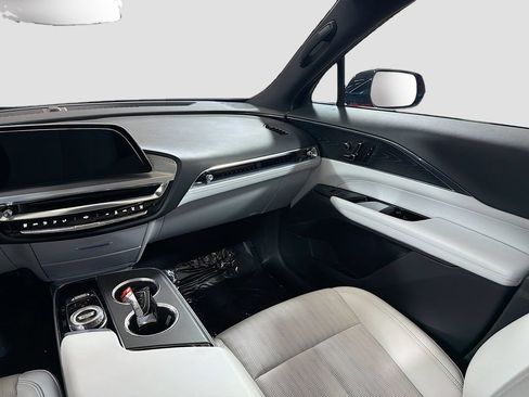 Certified 2024 Cadillac Lyriq Luxury w/ LPO, Floor Liner Package AWD/4WD image 26