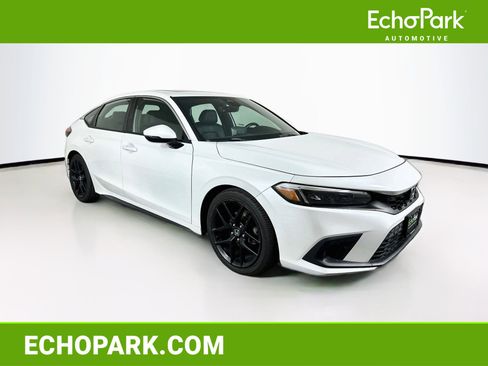 Used 2022 Honda Civic Sport Touring image 1