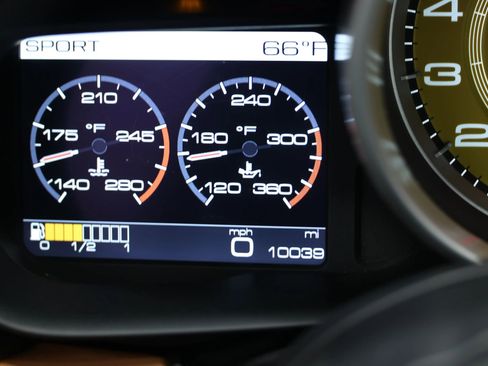 Used 2017 Ferrari California T image 43