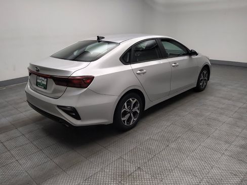 Used 2019 Kia Forte LXS FWD image 10
