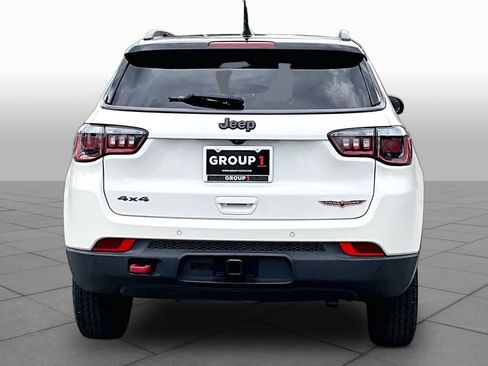 Used 2020 Jeep Compass Trailhawk w/ Leather Interior Group AWD/4WD image 5