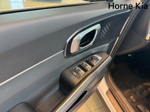 New 2026 Kia Sorento LX FWD image 12