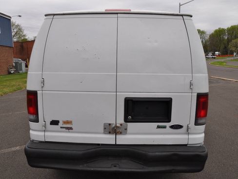 Used 2012 Ford E-250 and Econoline 250 w/ Commercial Cargo Van Pkg image 9