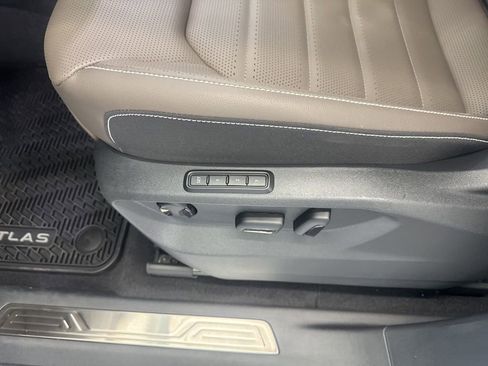 New 2026 Volkswagen Atlas SEL AWD/4WD image 12