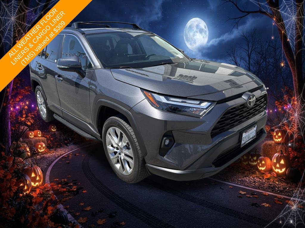 Used 2023 Toyota RAV4 XLE Premium AWD/4WD image 8