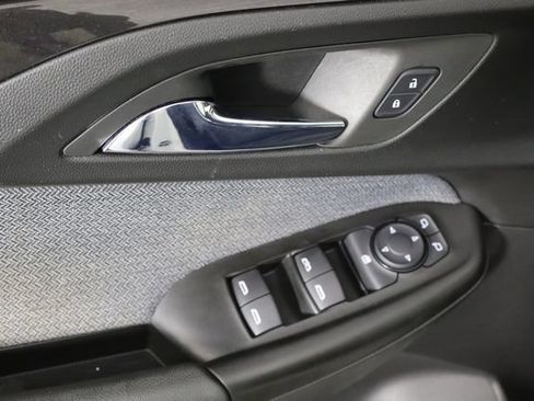 Used 2022 Chevrolet TrailBlazer LT FWD image 20