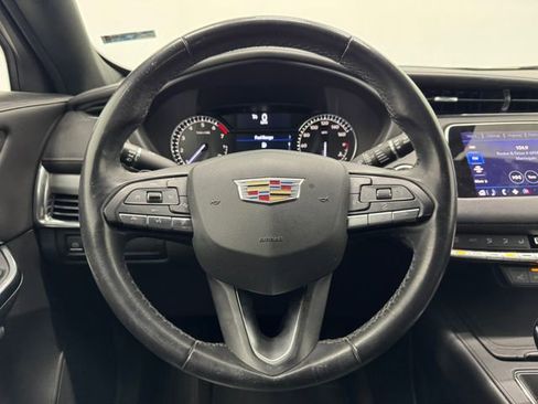 Used 2022 Cadillac XT4 Premium Luxury w/ Enhanced Visibility Package image 24