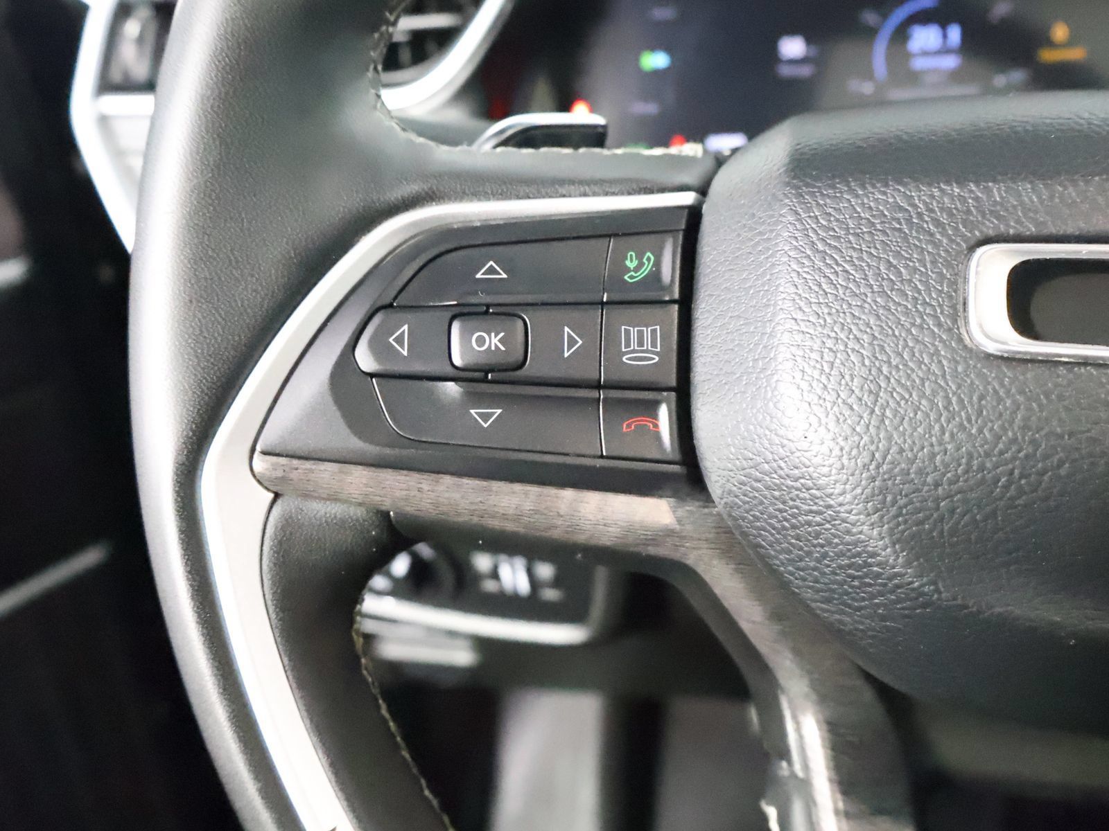 Used 2024 Jeep Grand Cherokee Limited 4xe w/ Luxury Tech Group II AWD/4WD image 35