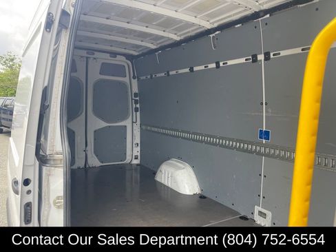 Used 2019 Freightliner Sprinter 170 image 23