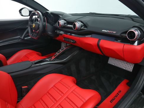Certified 2023 Ferrari 812 GTS image 21