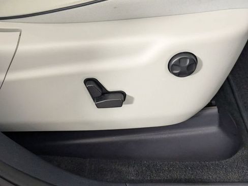 Used 2021 Jeep Grand Cherokee Summit RWD image 40
