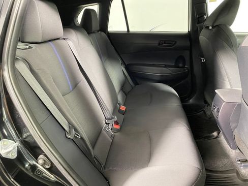 Certified 2024 Toyota Corolla Cross AWD Hybrid w/ Moonroof Package image 9