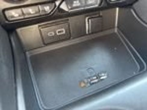 Used 2024 Chevrolet Tahoe Premier RWD image 19