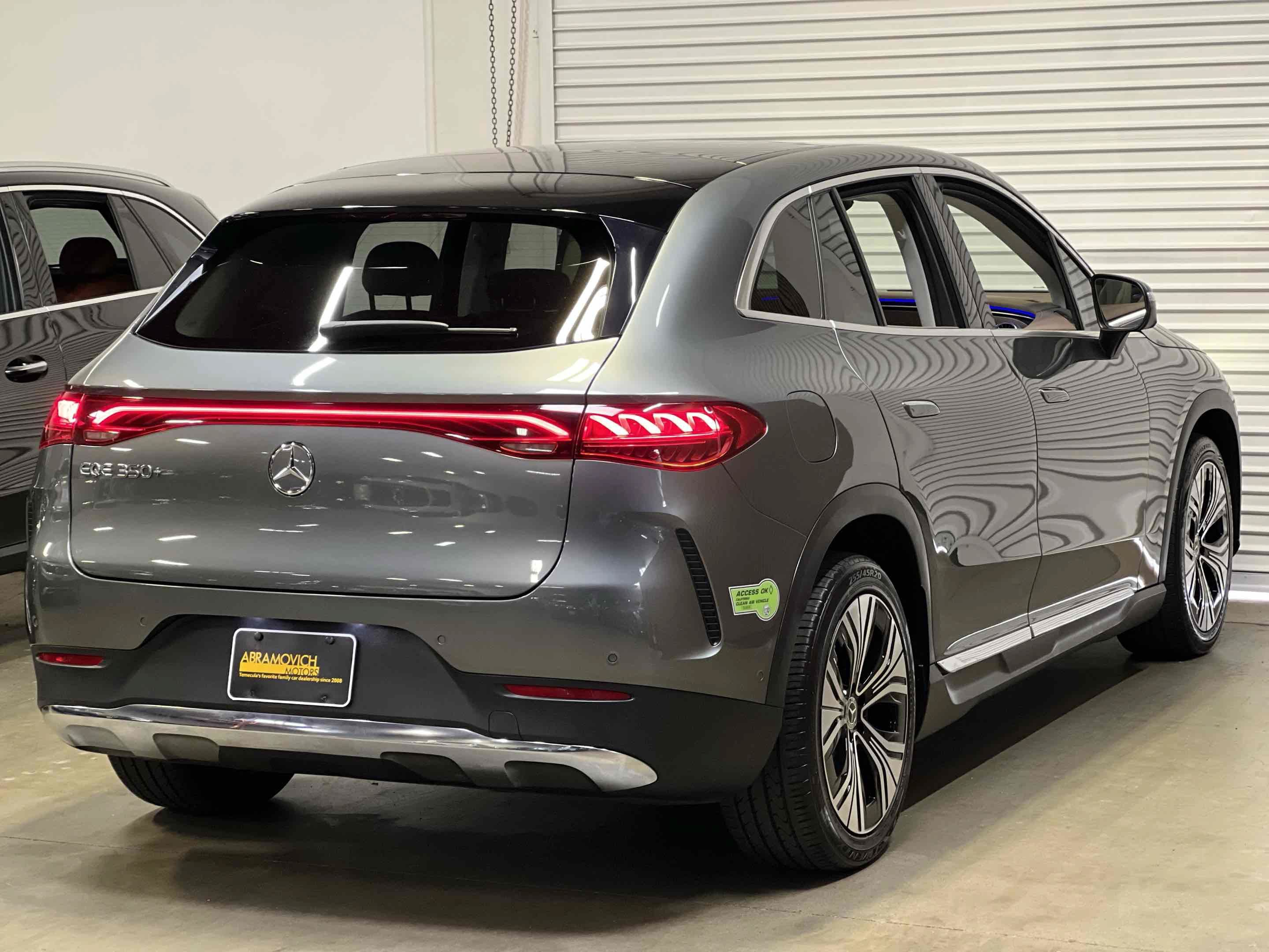 Used 2023 Mercedes-Benz EQE 350+ SUV w/ Exclusive Trim Package image 4