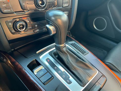 Used 2010 Audi A5 2.0T Premium Plus image 33