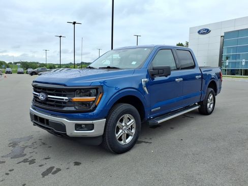 Certified 2024 Ford F150 XLT w/ Mobile Office Package AWD/4WD image 7