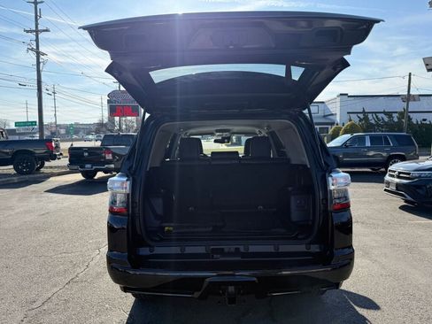 Used 2023 Toyota 4Runner TRD Sport w/ Technology Package image 31